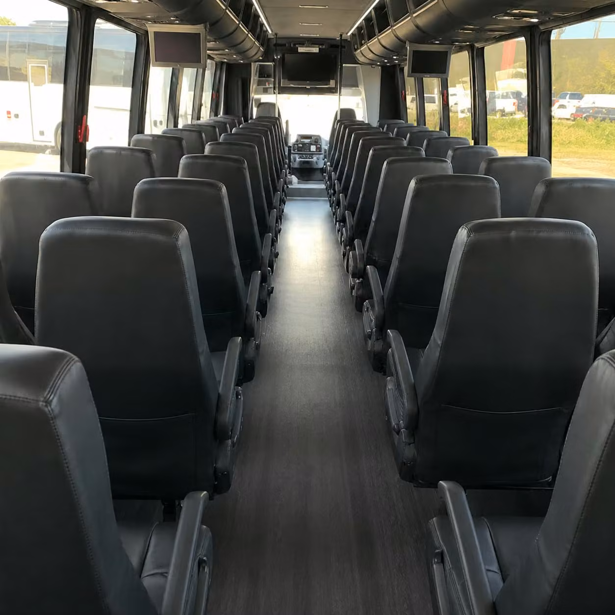 henderson 25 passenger minibus rental